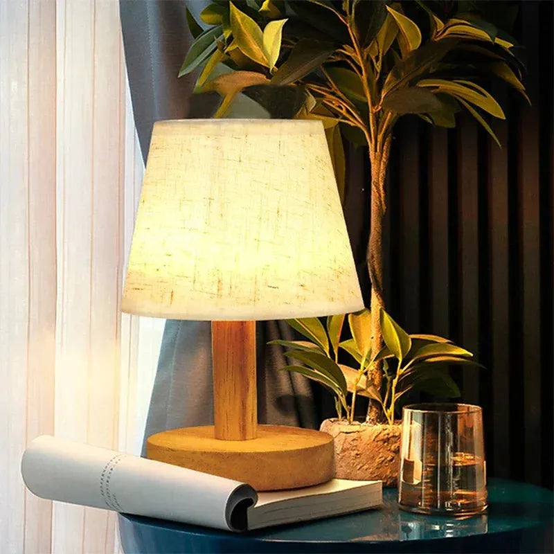 lampe de chevet pied en bois